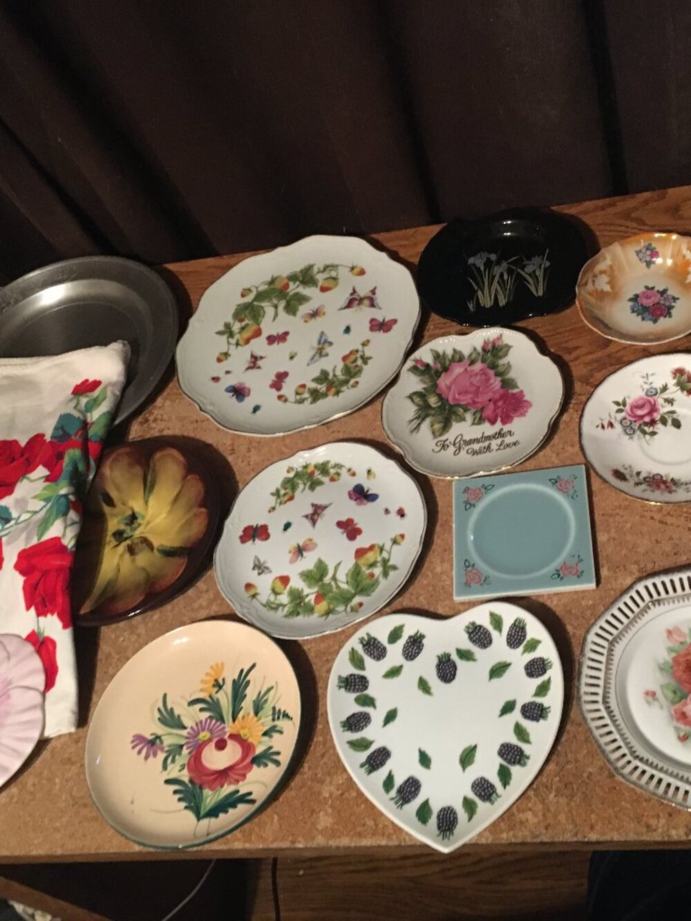 LOT OF 15 PLATES DISHES FLOWERS FLORAL ROSES BUTTERFLIES & MORE OCCUPIED JAPAN